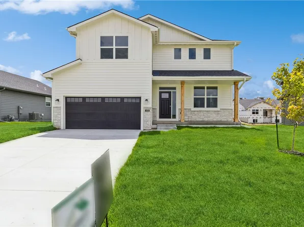 415 NE 58th St, Ankeny, IA 50021
