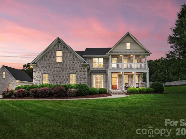 4561 Chanel Ct, Concord, NC 28025