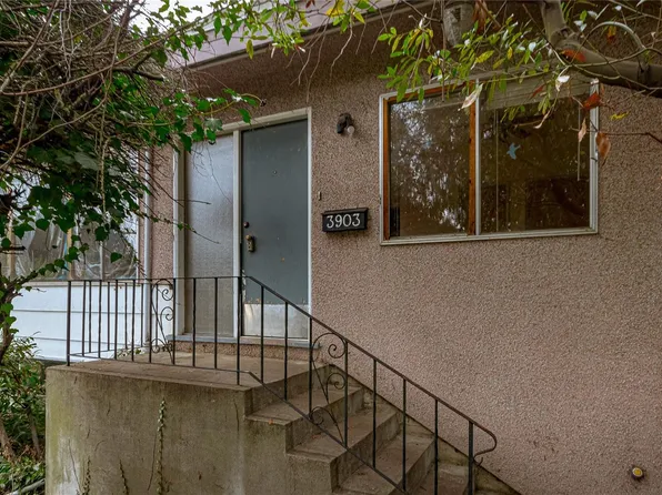 3903 Stockton Cres, Saanich, BC V8P 5G4