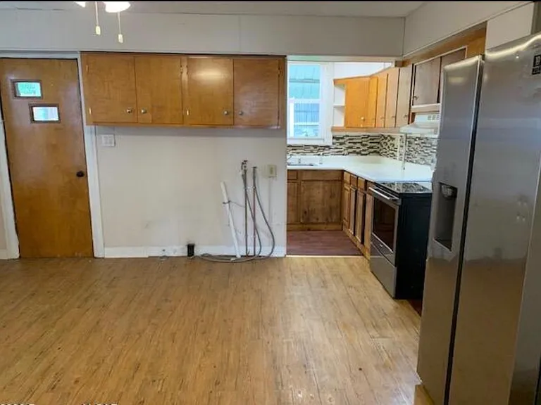 33 Coal St #33 — Photo 6