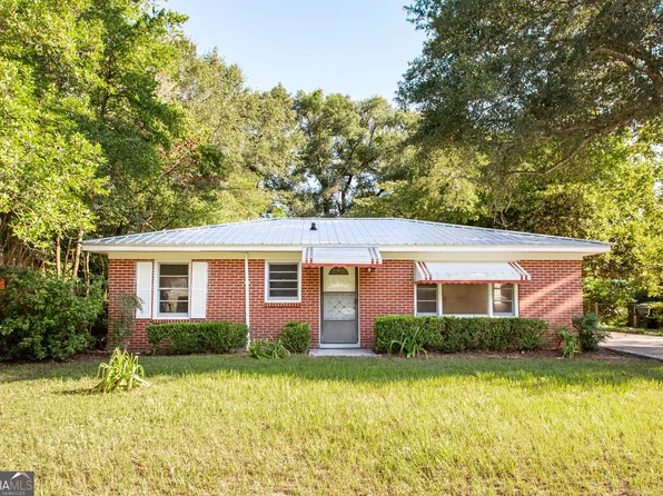 2409 Spurgeon St, Waycross, GA 31501
