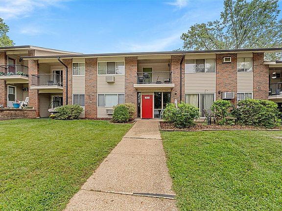 3rd image of 9012 Villaridge Ct APT E