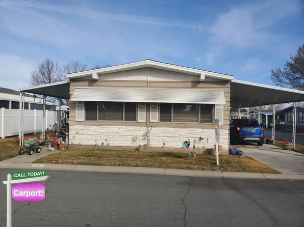 675 Parlanti Ln Space 38, Sparks, NV 89434