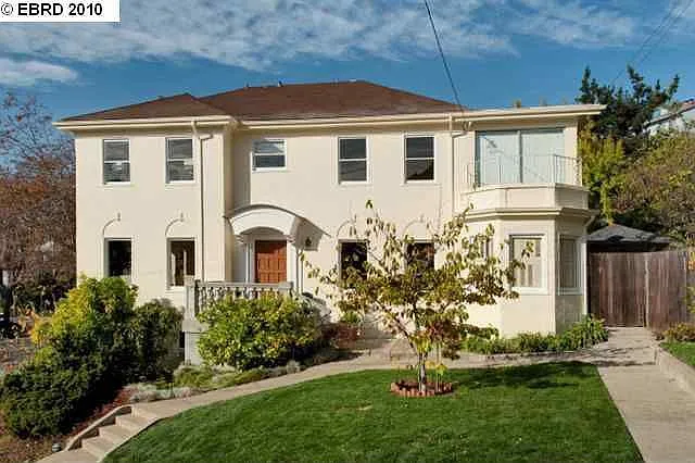 101 Pacific Ave photo 1