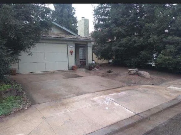 1599 E Solar Ave, Fresno, CA 93720