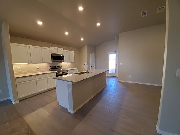 2nd image of 3117 Urbana Pl
