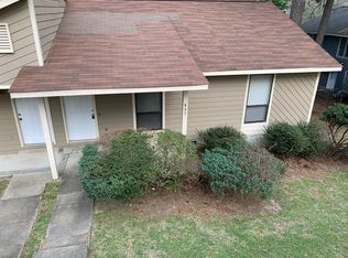 937 Odom Dr, Fayetteville, NC 28304