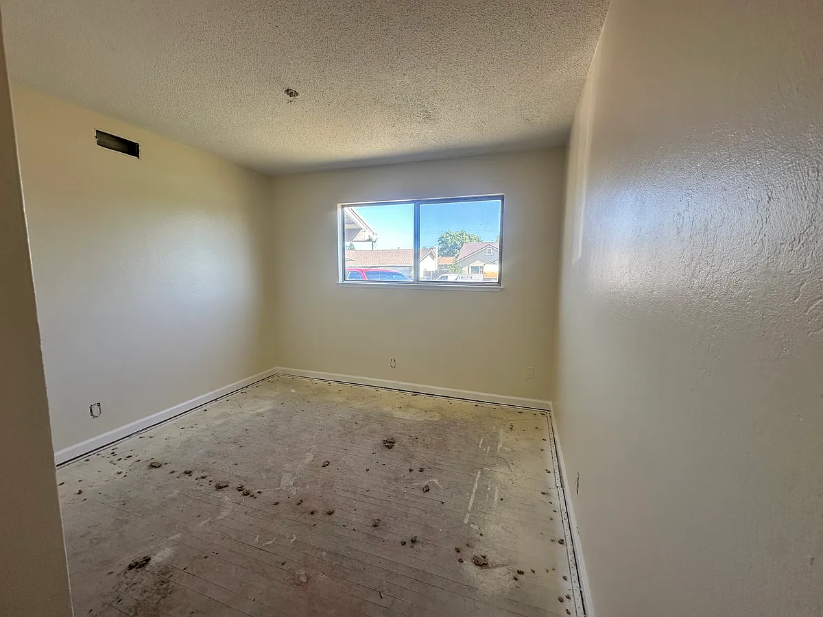 Building Photo - 1614 Neihart Ave