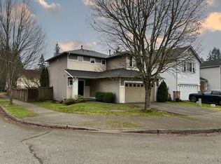 23527 SE 243rd St, Maple Valley, WA 98038