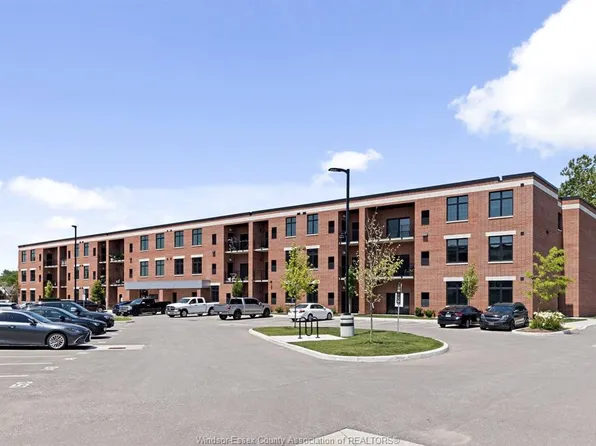 3160 Meadowbrook Ln, Windsor, ON