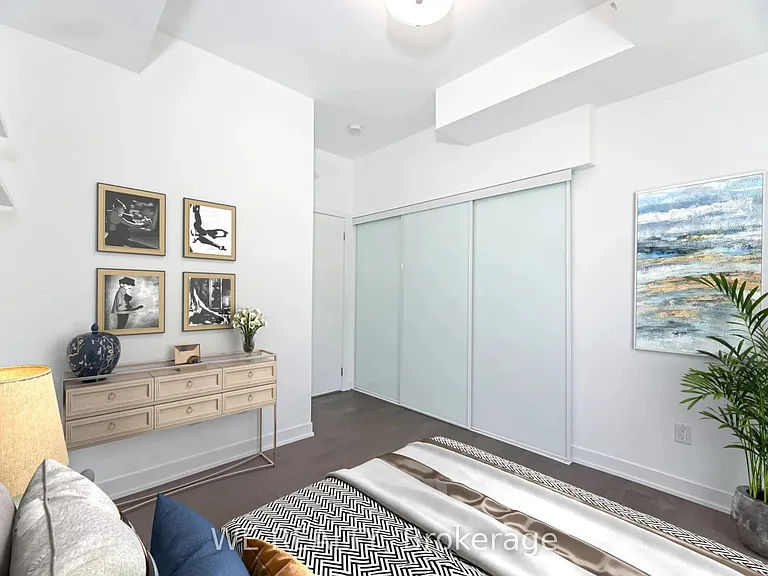 3560 Saint Clair Ave E #224 — Photo 6