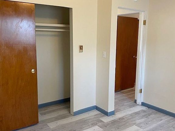 4th image of 12356 14th Ave NE #12358