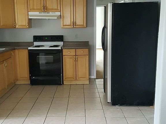 4th image of 5022 Curtis Clark Dr
