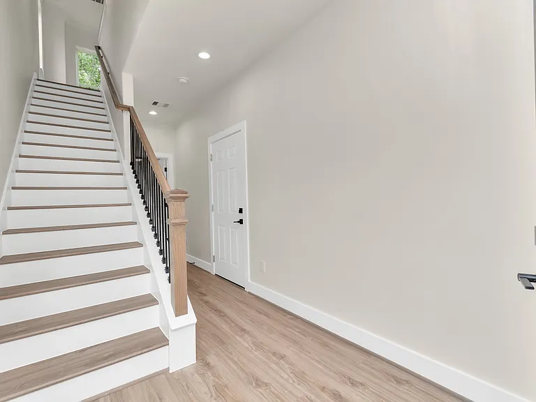 2408 Brailsfort St — Photo 8