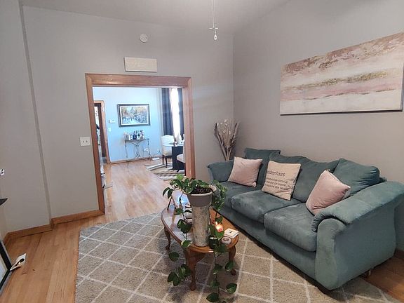 3rd image of 10154 S Avenue L #2