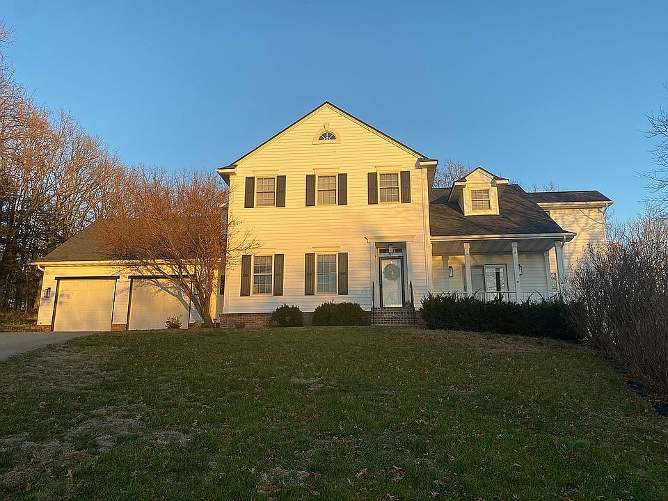 1st image of 316 Deerfield Pl