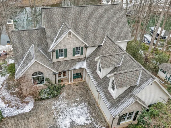 2340 Kemp Ford Rd, Union Hall, VA 24176