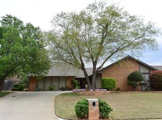 10800 Lakeridge Run, Oklahoma City, OK 73170