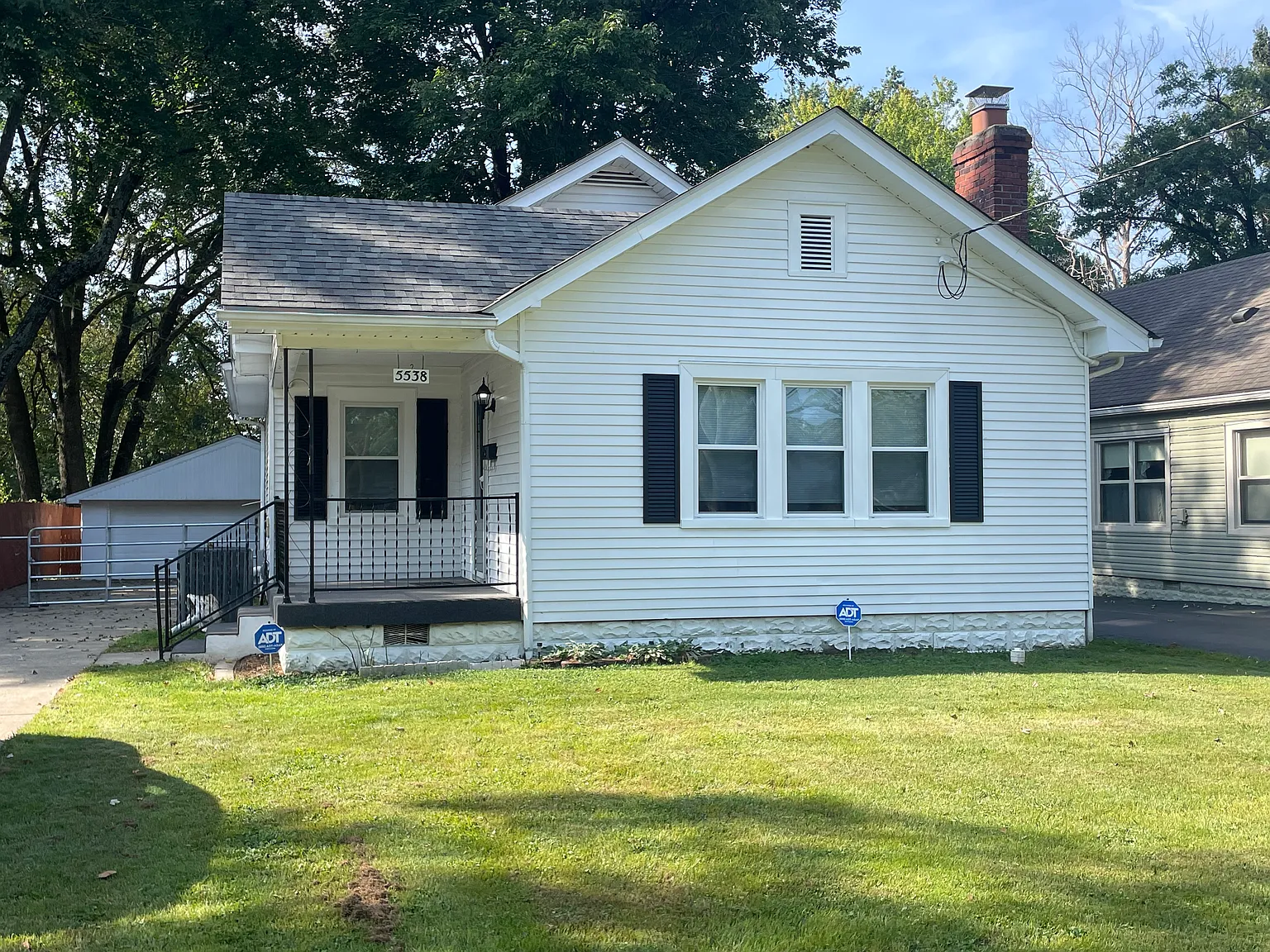 2 bed, 1409 sqft, $1,500 — Photo 1