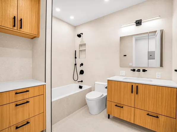 60 East 8th Street image 5 of 9