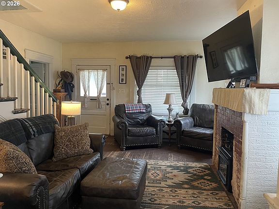 4th image of 1006 5th St