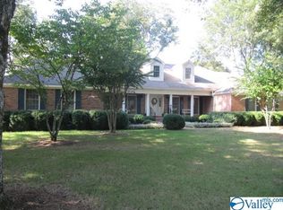 2822 Highpoint Rd, Albertville, AL 35950