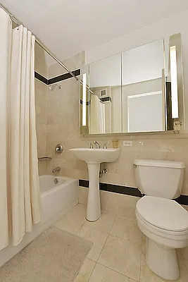 Rented by Tabak Real Estate | media 15