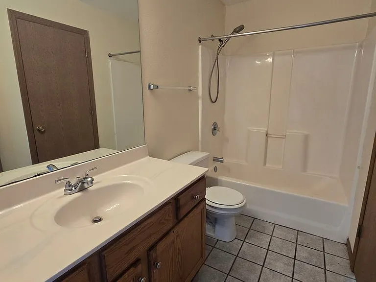 1504-1506 Native Dancer Ct — Photo 6