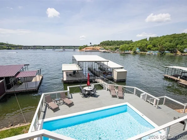 472 Jupiter Rd, Sunrise Beach, MO 65020