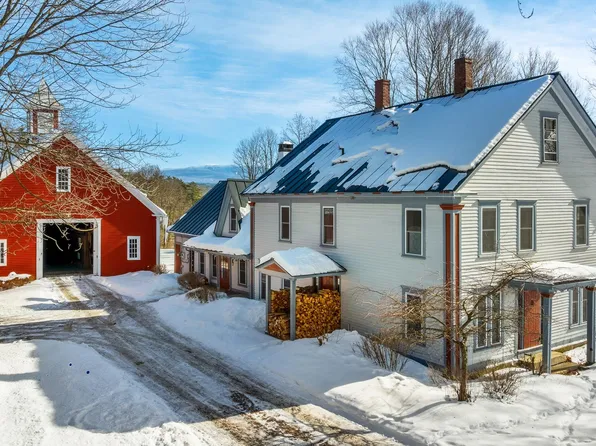68 Doe Lane, Newbury, VT 05051