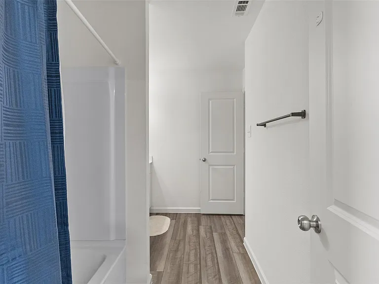 14707 Callard Ct — Photo 19