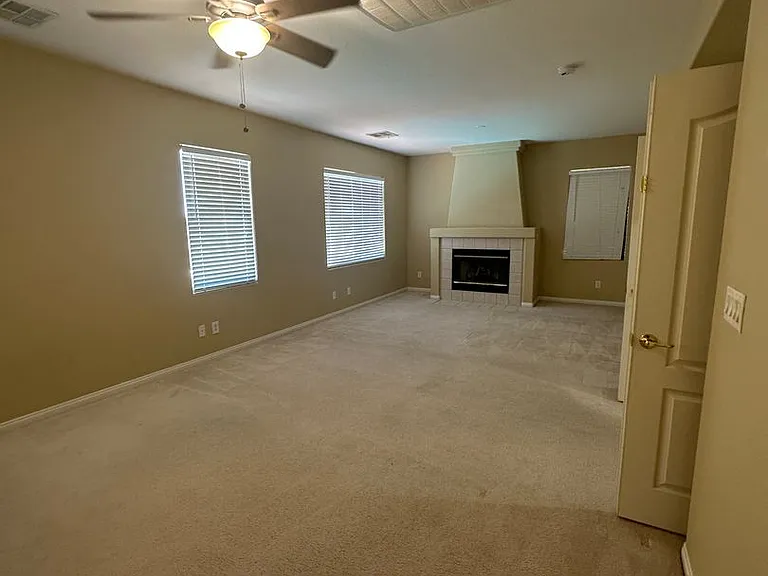 1031 Belle River Ct — Photo 18