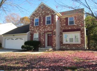41 Chapel Cir, Sicklerville, NJ 08081