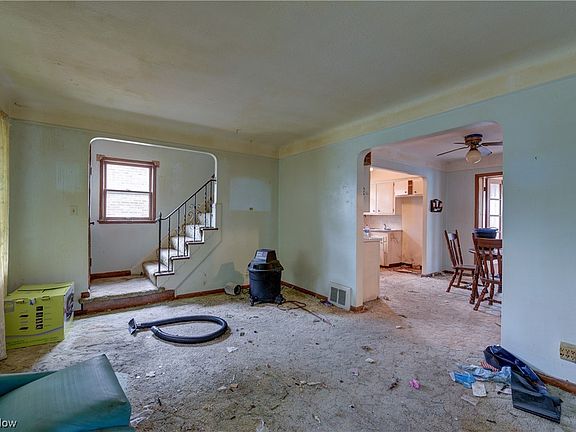 2nd image of 14736 Harley Ave