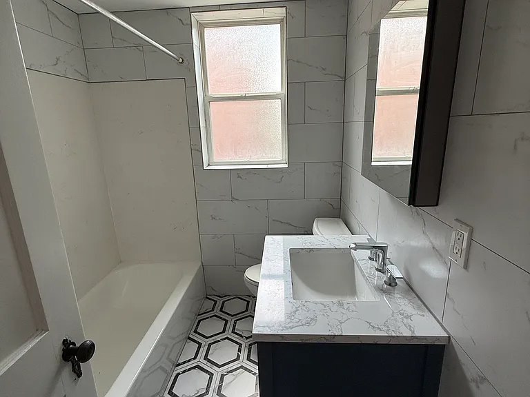 7546 Byron Pl #2W — Photo 11