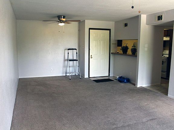 5th image of 212 Plaza Verde Dr APT F24