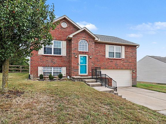2nd image of 575 Rosebud Cir