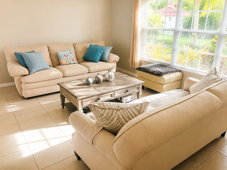 furnished living room (can be left furnished or unfurnished)