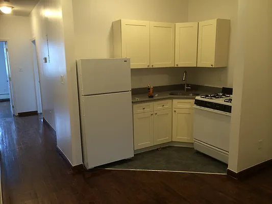 Rented by Blue Egg Realty Corp | media 11