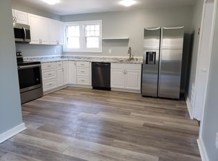 636 Gold Star Hwy, Groton, CT 06340