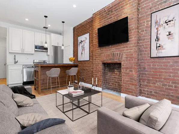 217 E 26th St Front B, New York, NY 10010