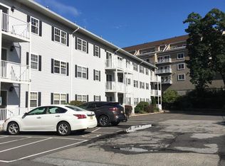 10 Chestnut St #2B, Suffern, NY 10901