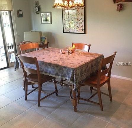 Spacious dining room