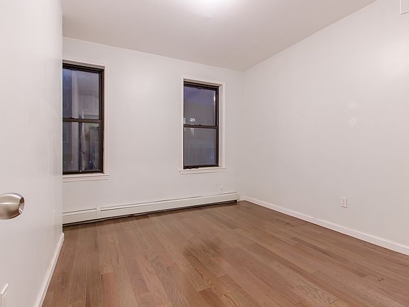4th image of 78 Eldert St #2