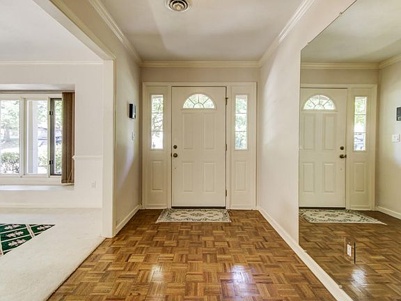 3rd image of 4491 Farmwood Dr