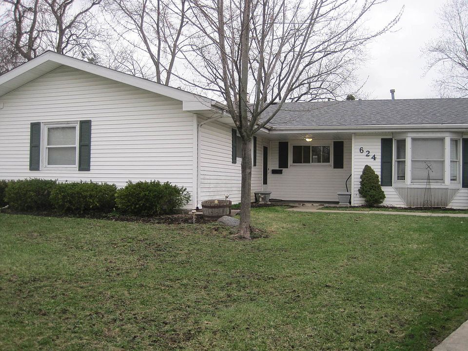1st image of 624 W Berkley Ln
