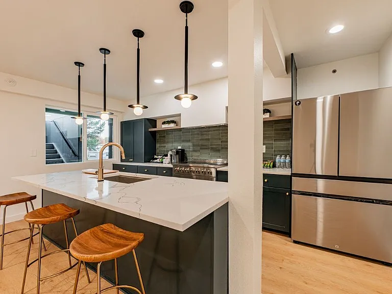 Bellevue Ridge — Photo 13