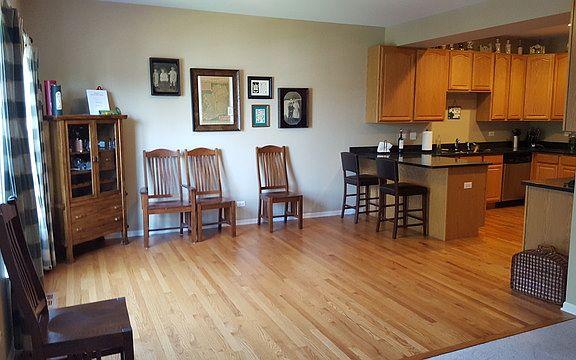 4th image of 760 Harper Ave #760
