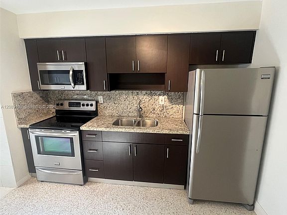 3rd image of 92 E 15th St #1