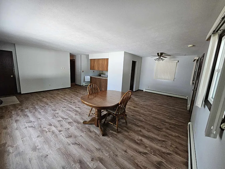 302 Merrill Ave — Photo 26